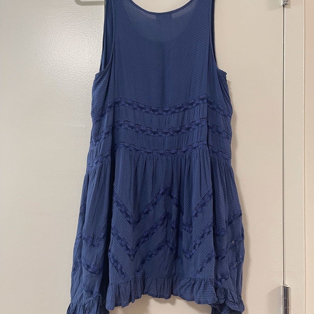 Free People tunic dress in navy. Size medium.